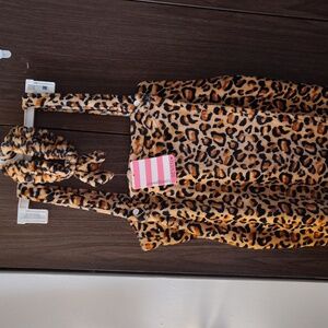 Seven7 Leopard Print Shower Wrap Set